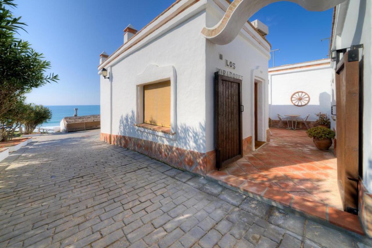 Apartamentos El Roqueo Conil De La Frontera Exteriör bild