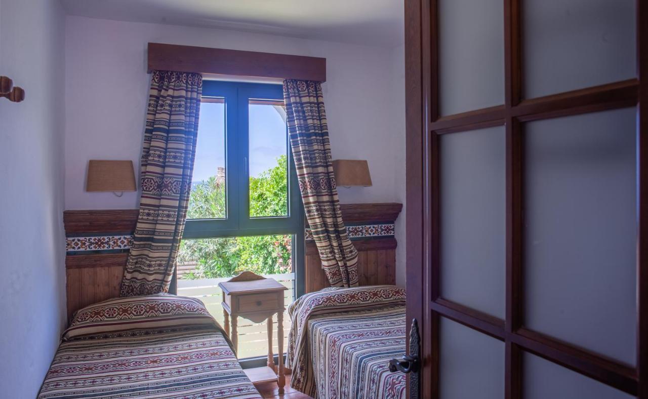 Apartamentos El Roqueo Conil De La Frontera Exteriör bild