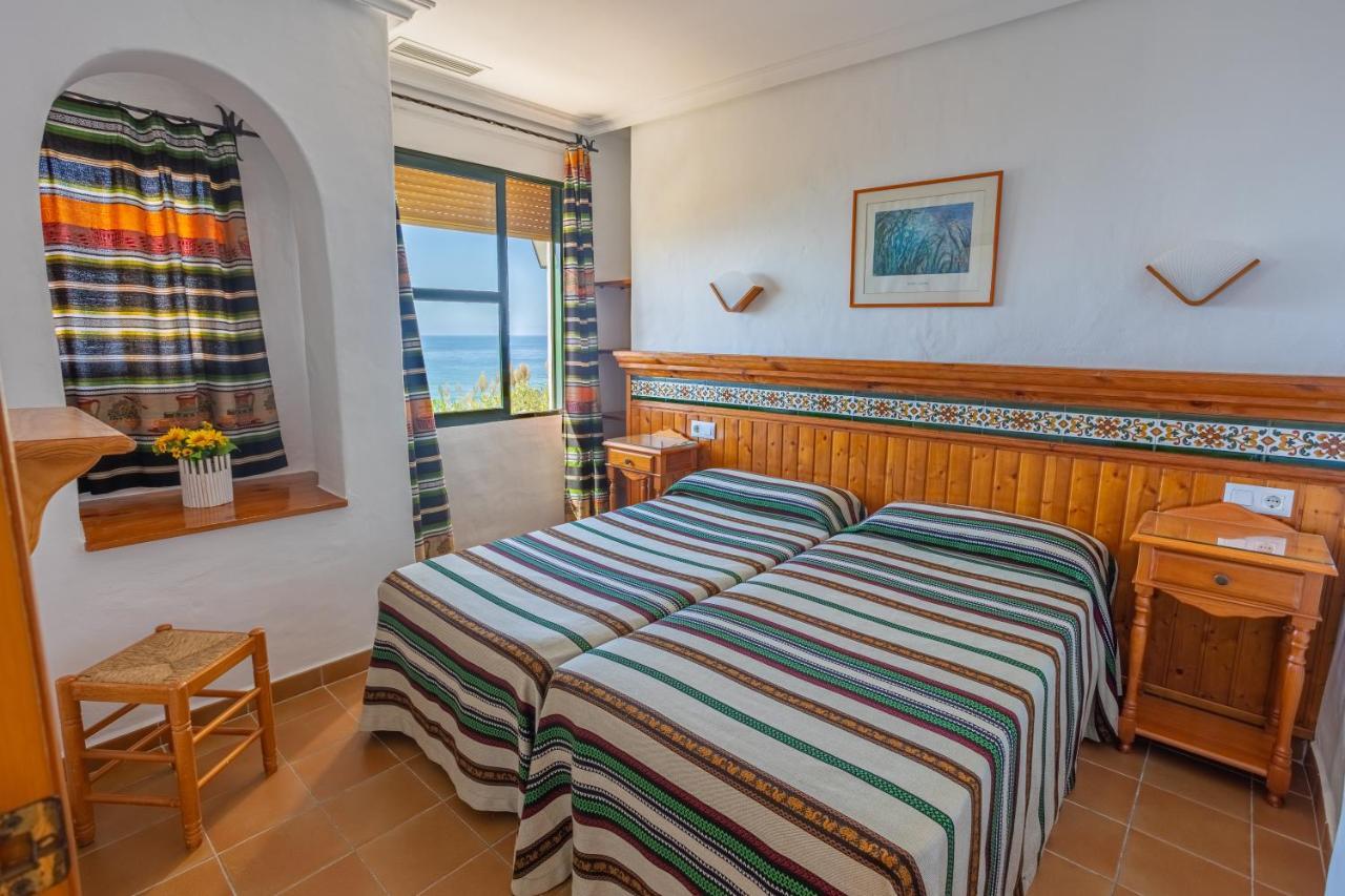 Apartamentos El Roqueo Conil De La Frontera Exteriör bild