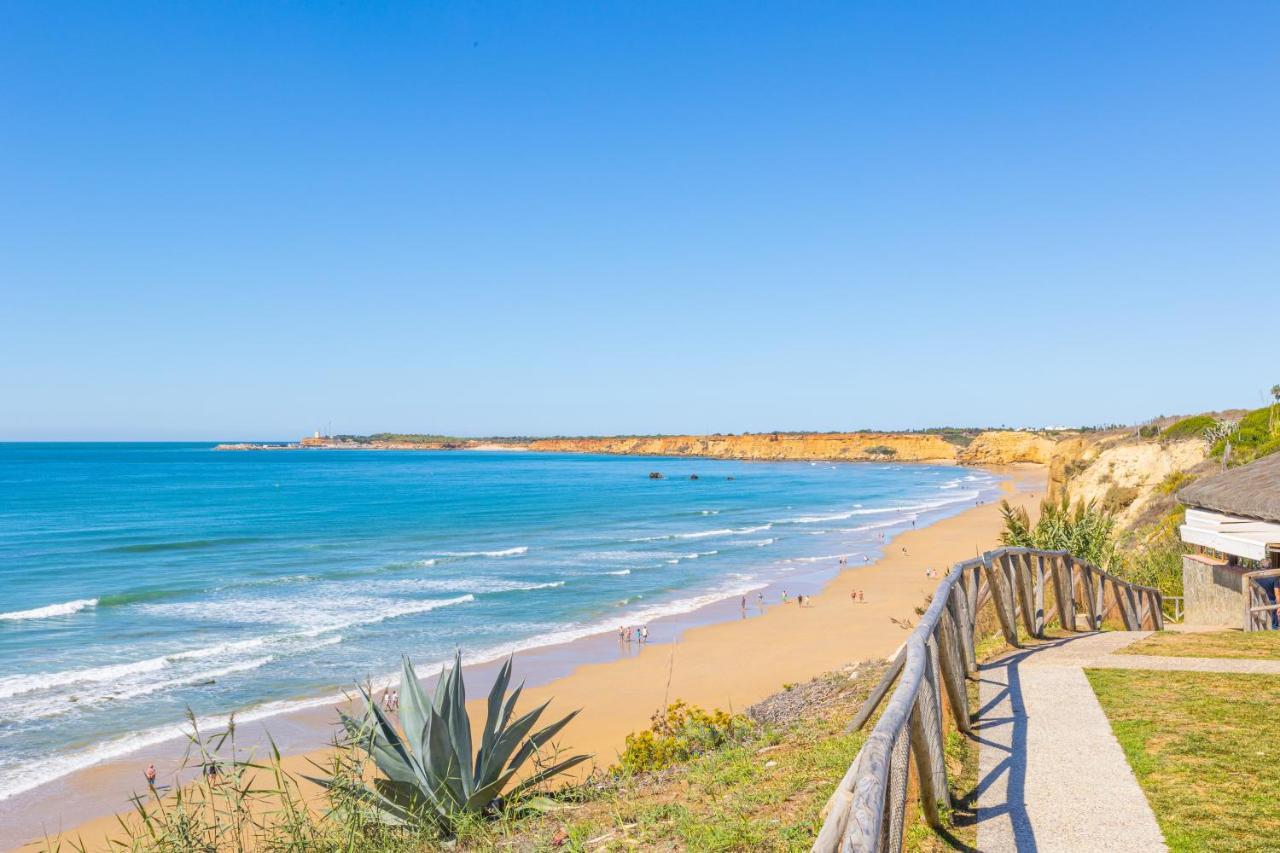 Apartamentos El Roqueo Conil De La Frontera Exteriör bild