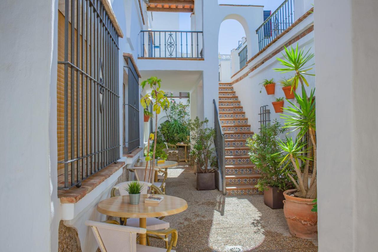 Apartamentos El Roqueo Conil De La Frontera Exteriör bild