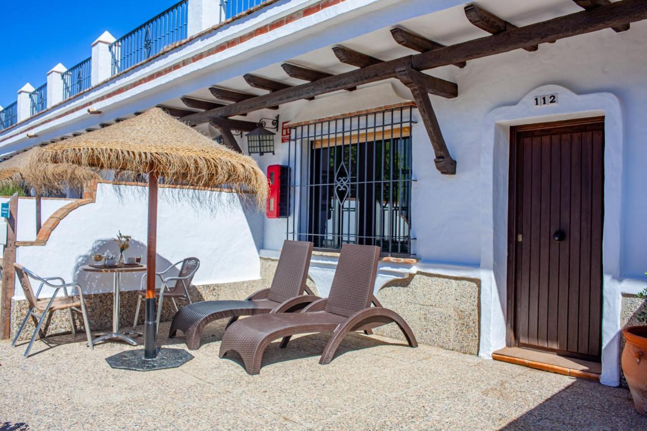 Apartamentos El Roqueo Conil De La Frontera Exteriör bild