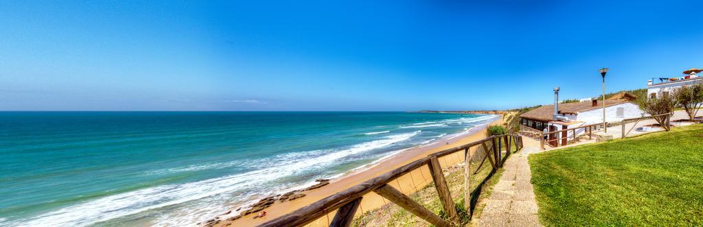 Apartamentos El Roqueo Conil De La Frontera Exteriör bild