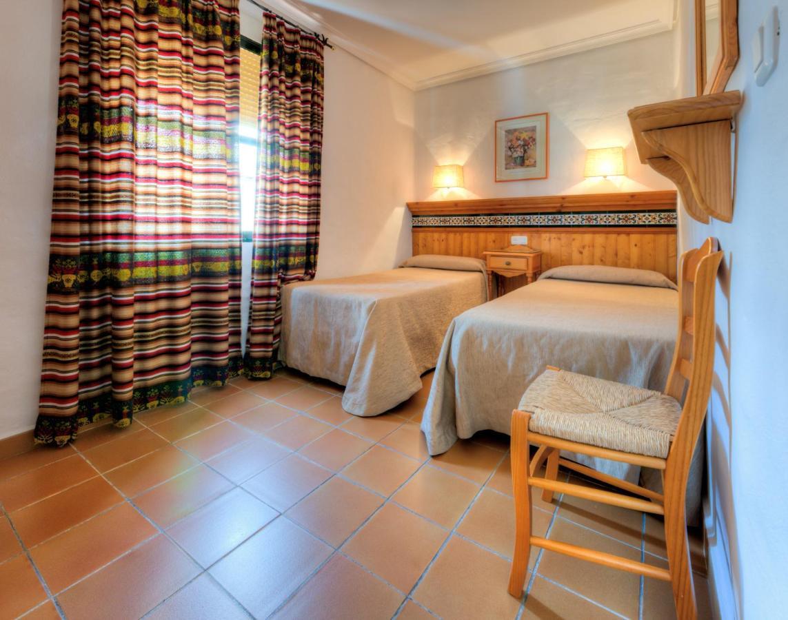 Apartamentos El Roqueo Conil De La Frontera Exteriör bild