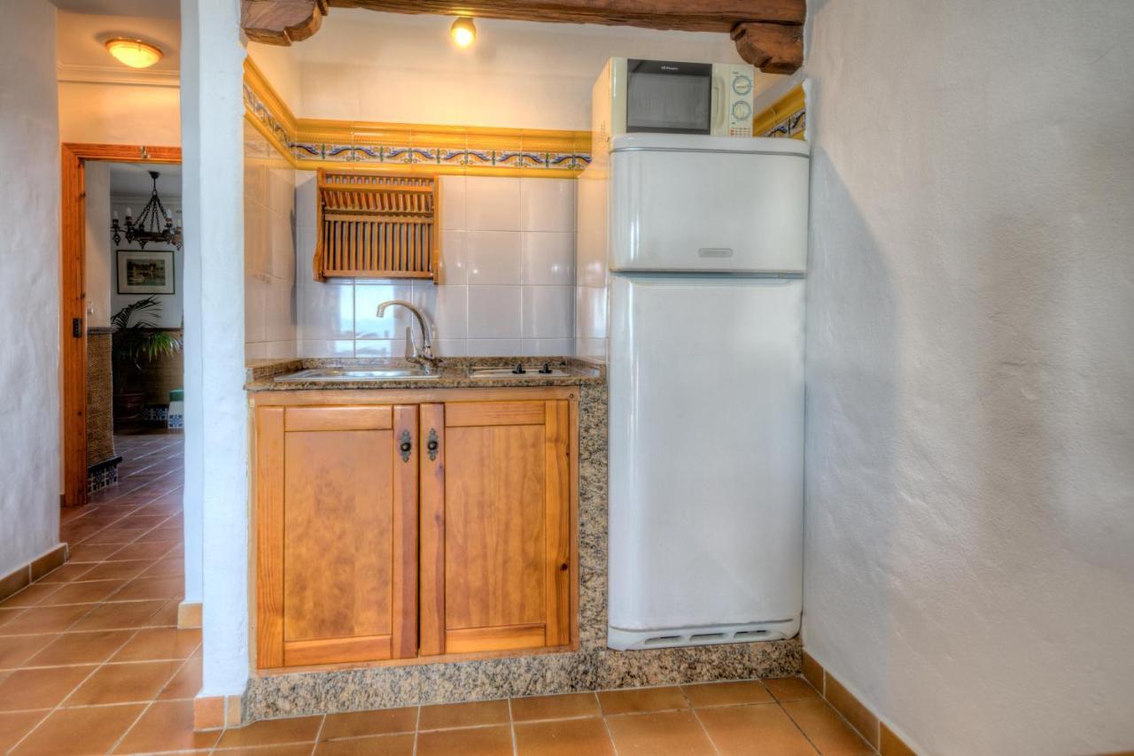 Apartamentos El Roqueo Conil De La Frontera Exteriör bild